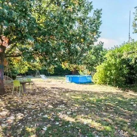 Maison Atypique Avec Jardin à